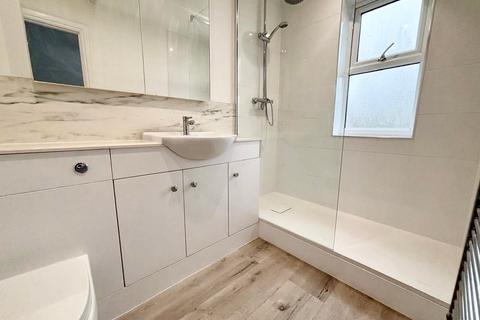 undefined, Avenue Road, Staines-upon-Thames, TW18