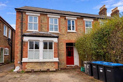 undefined, Avenue Road, Staines-upon-Thames, TW18