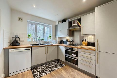 3 bedroom semi-detached house for sale, Greyhound Chase, Singleton