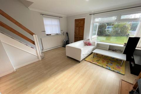 3 bedroom detached house to rent, Longwood Close, Leeds, West Yorkshire, LS17 8SP