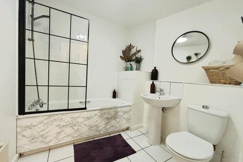 1 bedroom apartment for sale, Umbriel Place, London E13
