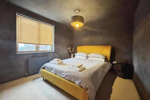 1 bedroom apartment for sale, Umbriel Place, London E13