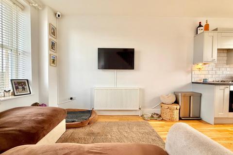 2 bedroom house to rent, Micklefield Lodge, New Road Side, Rawdon, Leeds, LS19