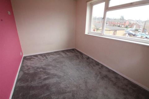 2 bedroom townhouse for sale, Huddersfield Road, Birstall
