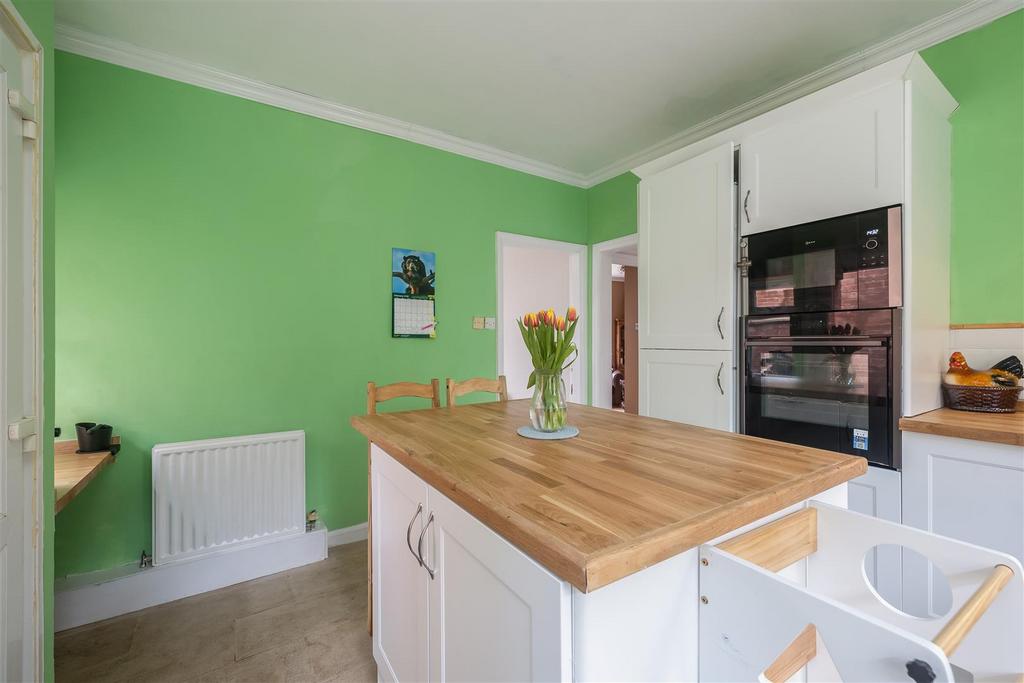 Whitewall 22 Kitchen-5.jpg