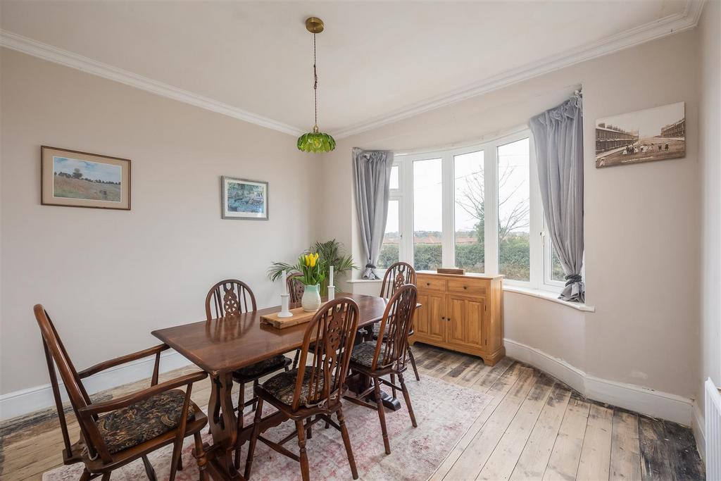 Whitewall 22 Dining Room-1.jpg