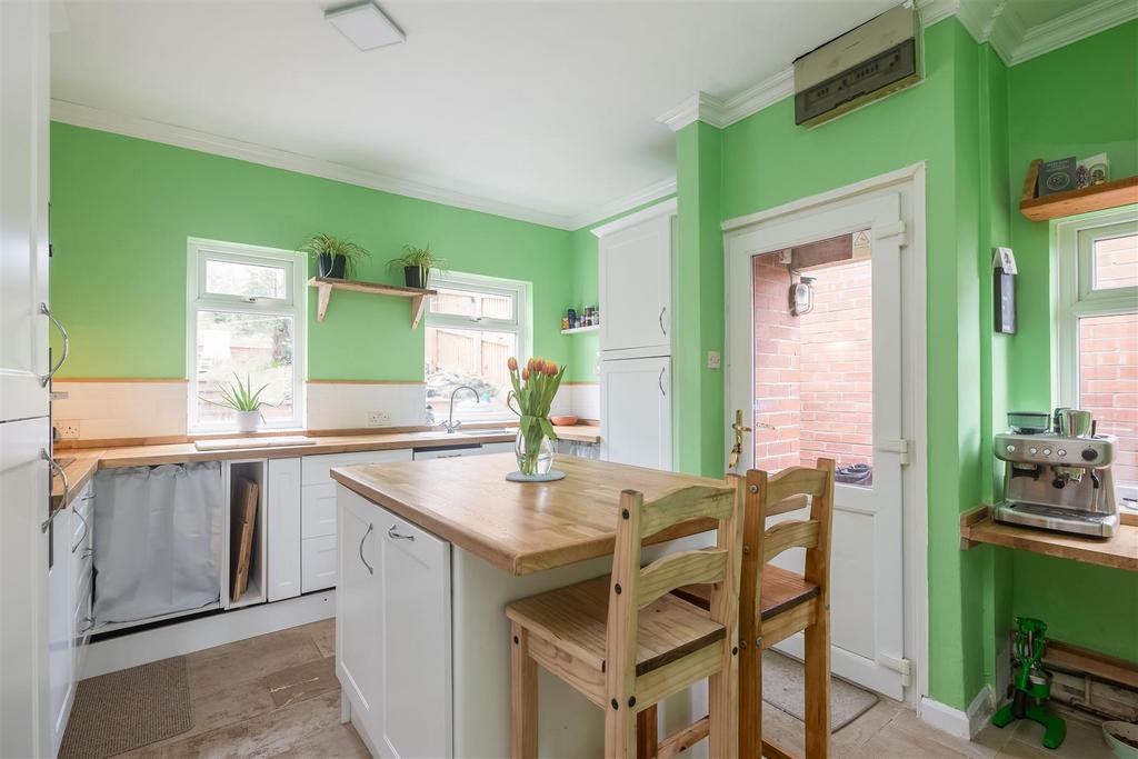 Whitewall 22 Kitchen-1.jpg