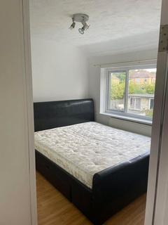 3 bedroom apartment to rent, Harrow, London HA1
