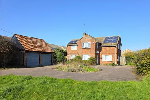 4 bedroom detached house for sale, Malting Green Road, Layer-de-la-Haye, Colchester, Essex, CO2