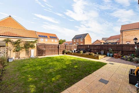 3 bedroom detached house for sale, Atherton Gardens, Pinchbeck