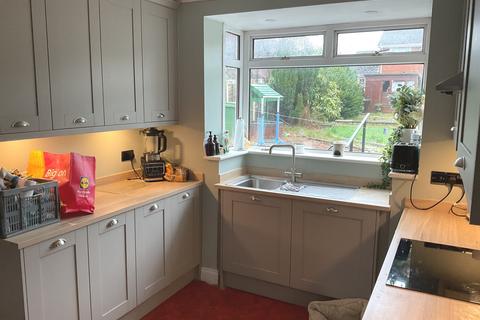 3 bedroom semi-detached house for sale, Kidderminster Road, Wall Heath, Kingswinford
