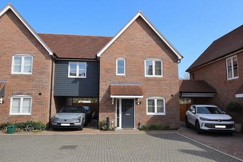 3 bedroom link detached house for sale, Hawthorn Close, Bicknacre