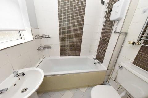 3 bedroom terraced house for sale, Dell Road, Birmingham B30
