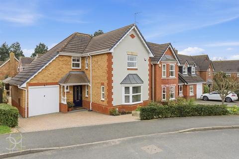 4 bedroom detached house for sale, Clyde Avenue, Evesham WR11