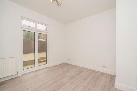 1 bedroom flat to rent, Carlton Road, London W4