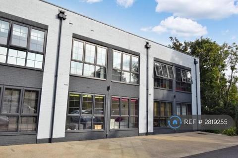 undefined, Kelvin Road, Newbury, RG14