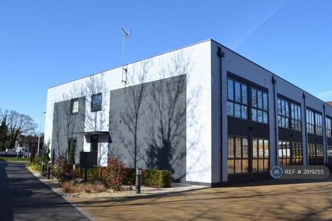 undefined, Kelvin Road, Newbury, RG14