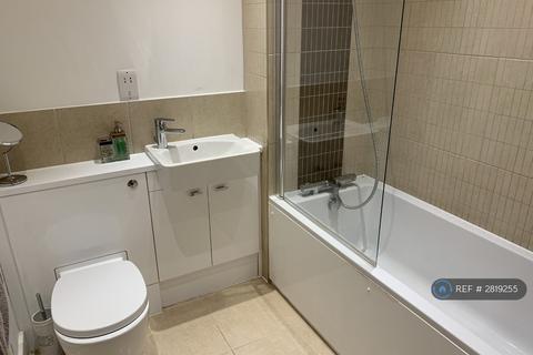 undefined, Kelvin Road, Newbury, RG14