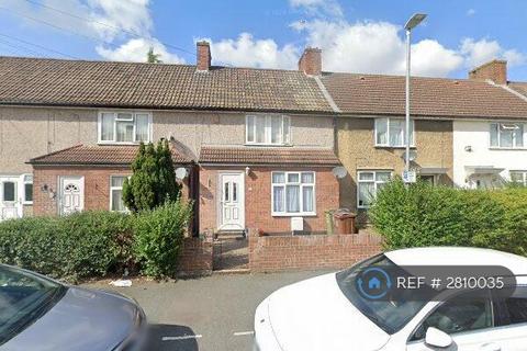 3 bedroom terraced house to rent, Lillechurch Road, Dagenham, RM8