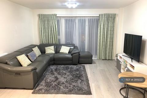2 bedroom flat to rent, Trevithick, Slough, SL1