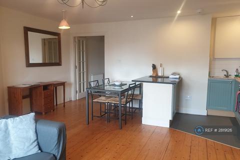 2 bedroom flat to rent, Edinburgh, Edinburgh, EH2