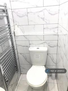 2 bedroom flat to rent, Ground Floor, London, NW6
