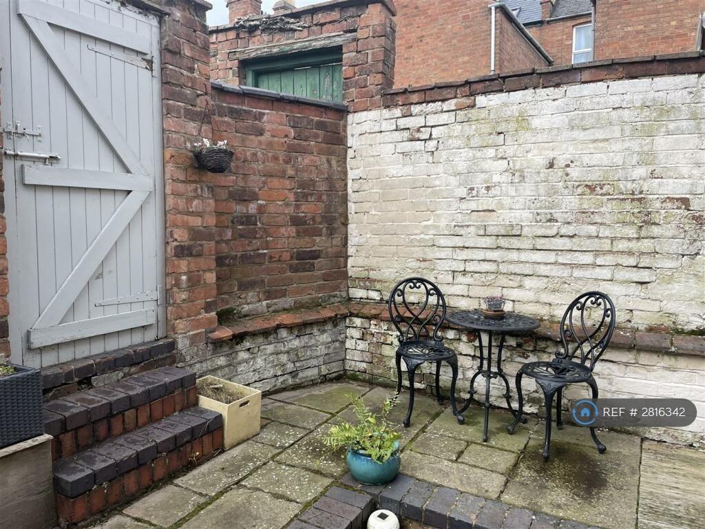 Garden View 1