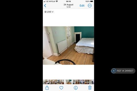1 bedroom in a house share to rent, Church Terrace, Exeter, EX2