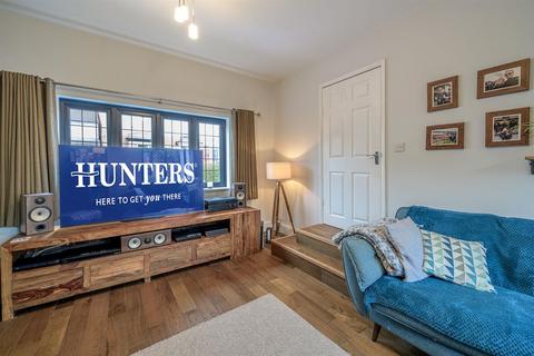 3 bedroom semi-detached house for sale, Lawnswood Road, Stourbridge, DY8 5PH