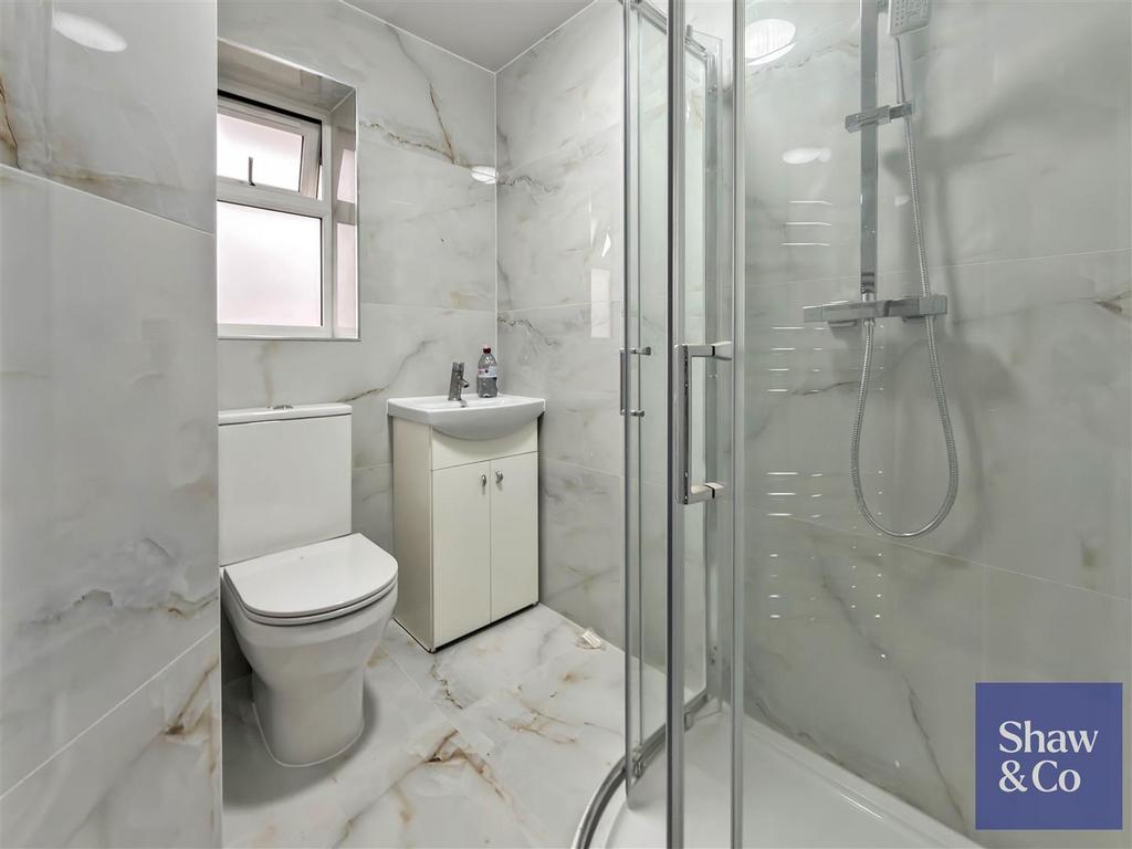Shower Room.jpeg