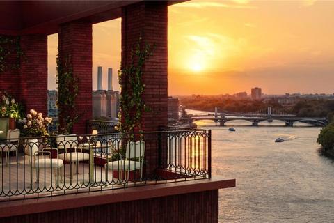 Studio for sale, Viaduct Gardens, London SW11