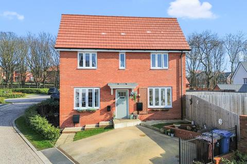 3 bedroom semi-detached house for sale, Aspen Close, Whiston, L35