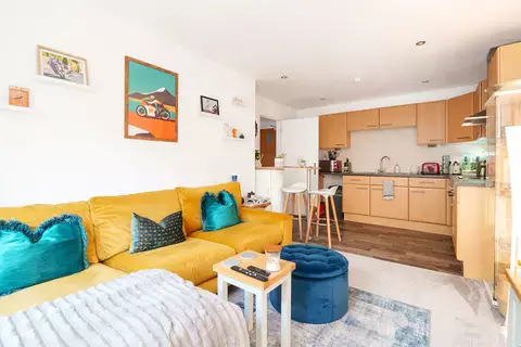 undefined, 60, Queens Apartments, Douglas