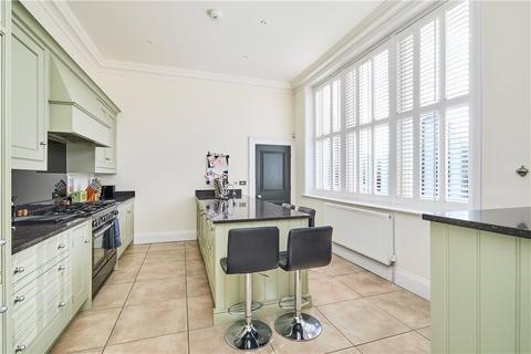 5 bedroom end of terrace house for sale, Main Street, Burley in Wharfedale, Ilkley, West Yorkshire, LS29