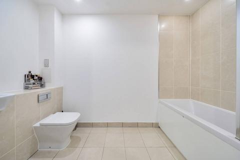 1 bedroom flat to rent, Cranston Court, Shepherd's Bush, London, W12
