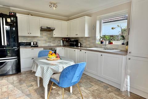 undefined, Wellington Close, Dibden Purlieu, SO45
