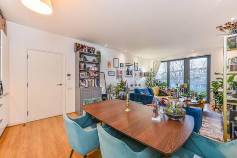 2 bedroom flat to rent, Stewarts Road, SW8, Vauxhall, London, SW8