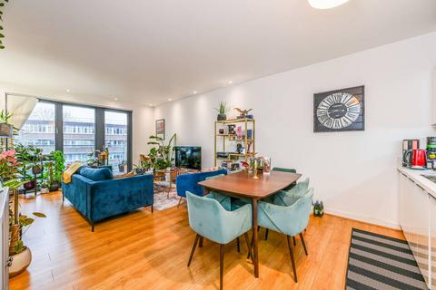 2 bedroom flat to rent, Stewarts Road, SW8, Vauxhall, London, SW8