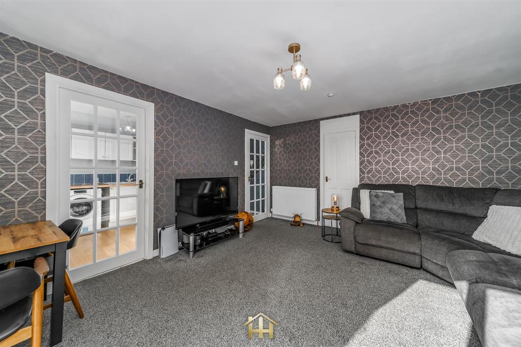 32 KINGHORNE COURT DD3 6 NZ 060326 EDIT (22 of 31).
