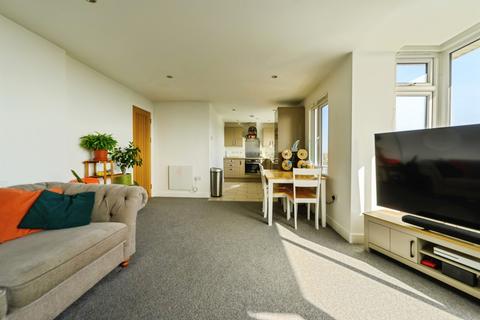 2 bedroom flat for sale, London Road, PORTSMOUTH