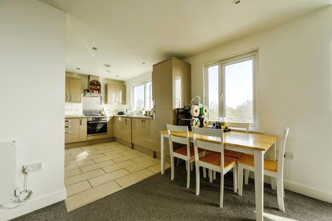 2 bedroom flat for sale, London Road, PORTSMOUTH