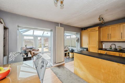undefined, Bryn Rhosog, Loughor, Swansea