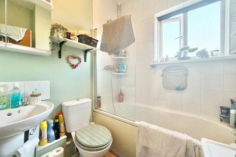 1 bedroom apartment for sale, Meadow Court, Wakefield