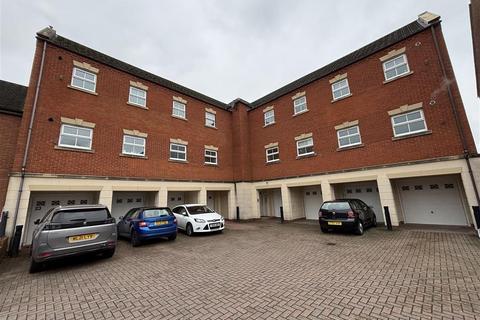 2 bedroom apartment to rent, Thacker Drive, LICHFIELD