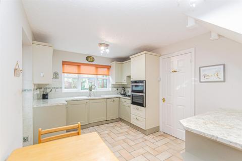 undefined, Spinney Gardens, Warrington WA4