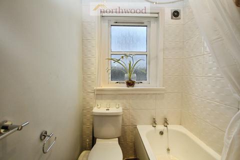 2 bedroom flat for sale, Deanfield Crescent, Bo'ness, West Lothian, EH51