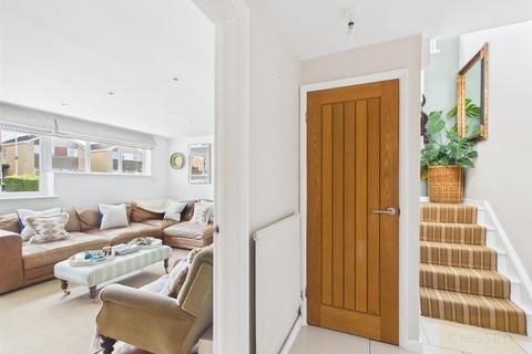 3 bedroom detached house for sale, Oldbury Orchard, Churchdown, Gloucester