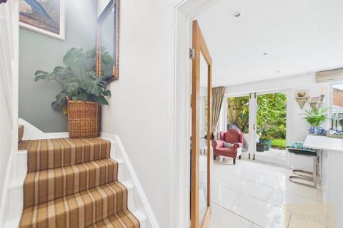 3 bedroom detached house for sale, Oldbury Orchard, Churchdown, Gloucester