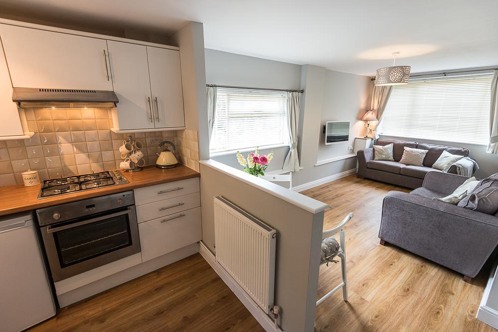 Kitchen lounge.jpg