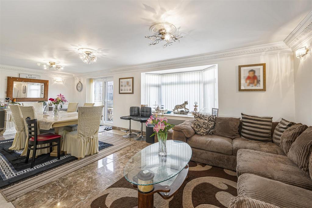 Dining/Sitting Room